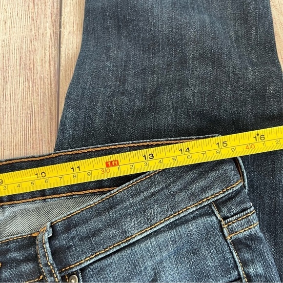 GAP Straight Cuff Jeans 2 - Picture 3 of 5